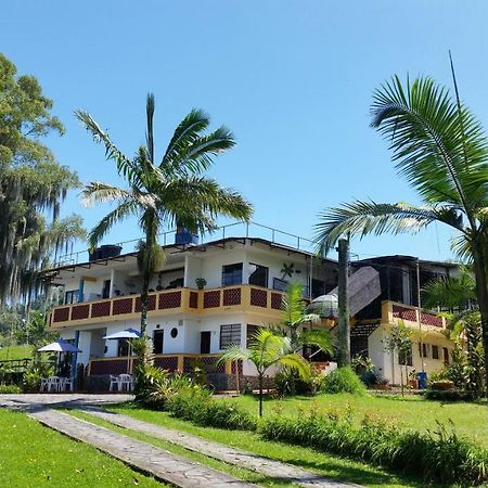 Hotel Faroazul Rnt12633 Санта-Роса-де-Кабаль Экстерьер фото
