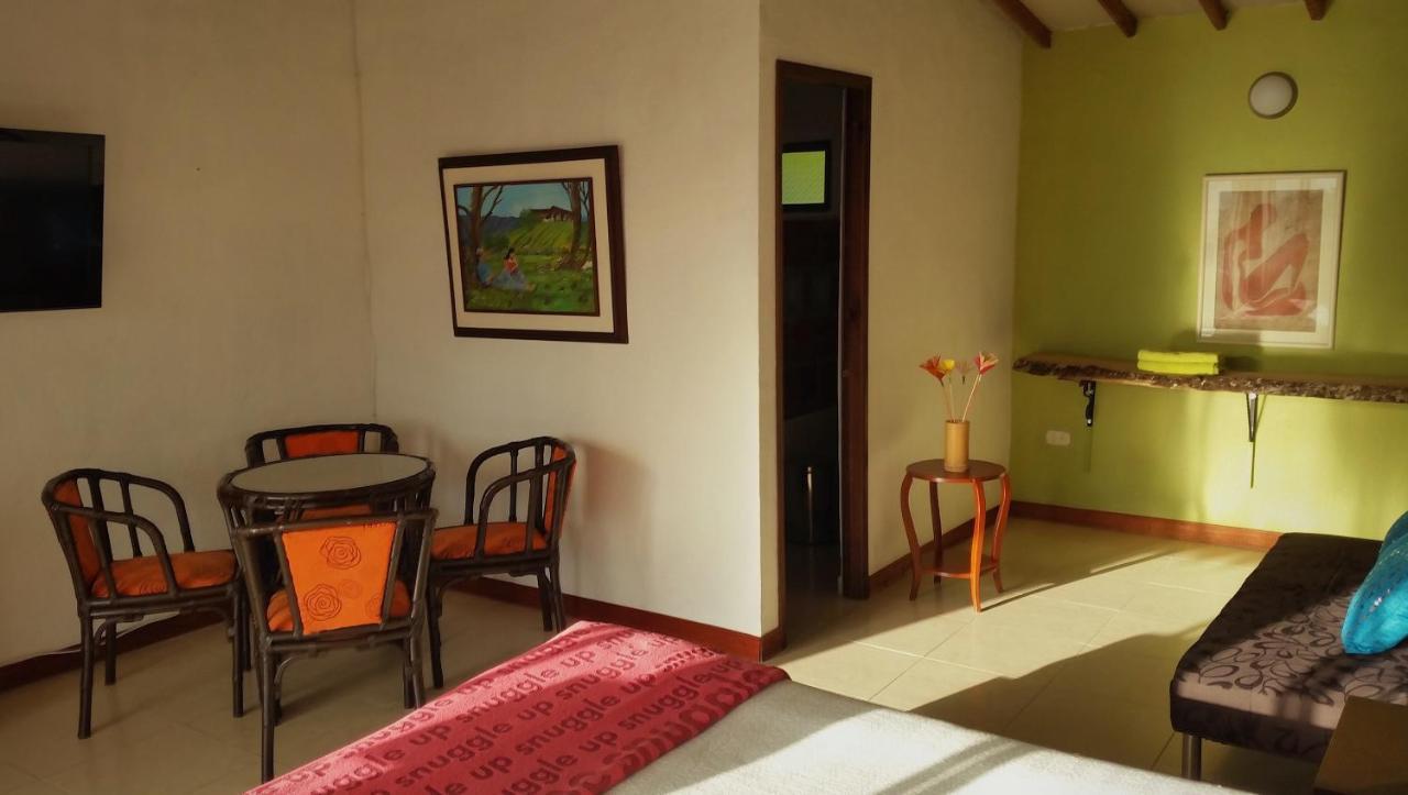 Hotel Faroazul Rnt12633 Санта-Роса-де-Кабаль Экстерьер фото
