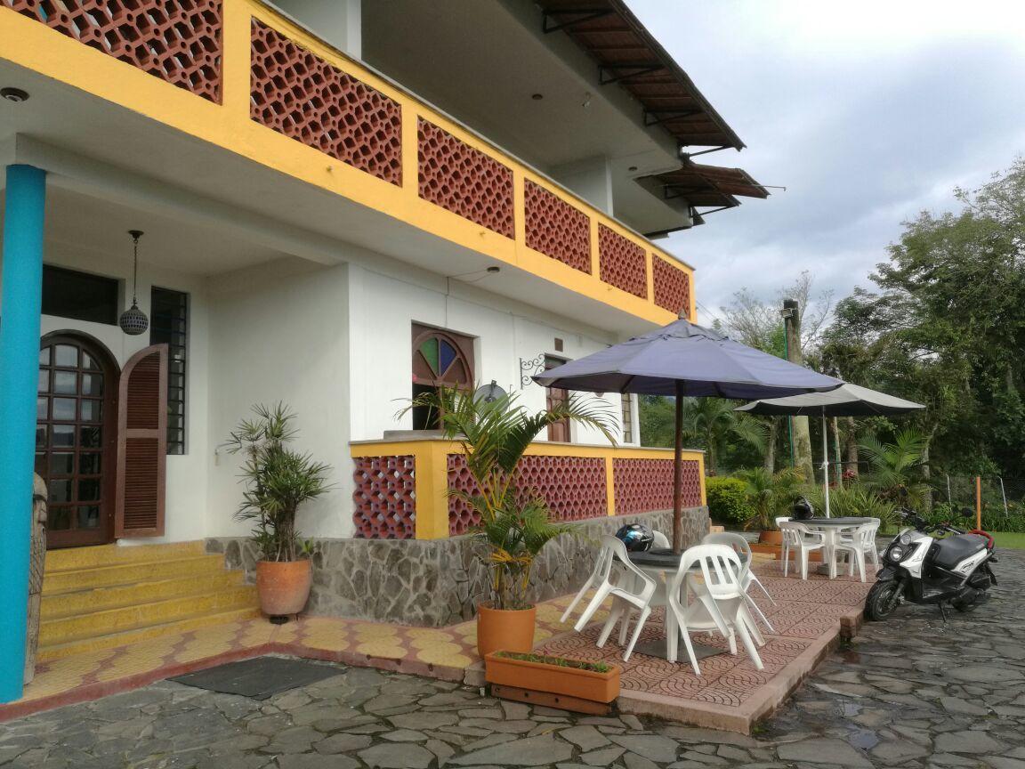 Hotel Faroazul Rnt12633 Санта-Роса-де-Кабаль Экстерьер фото